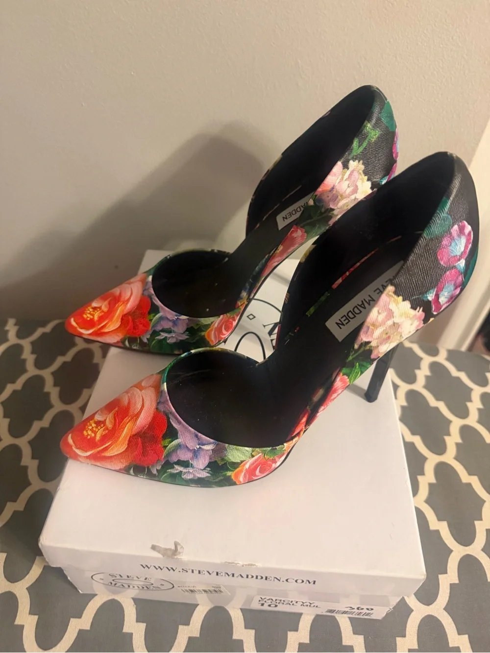 Steve Madden steve madden